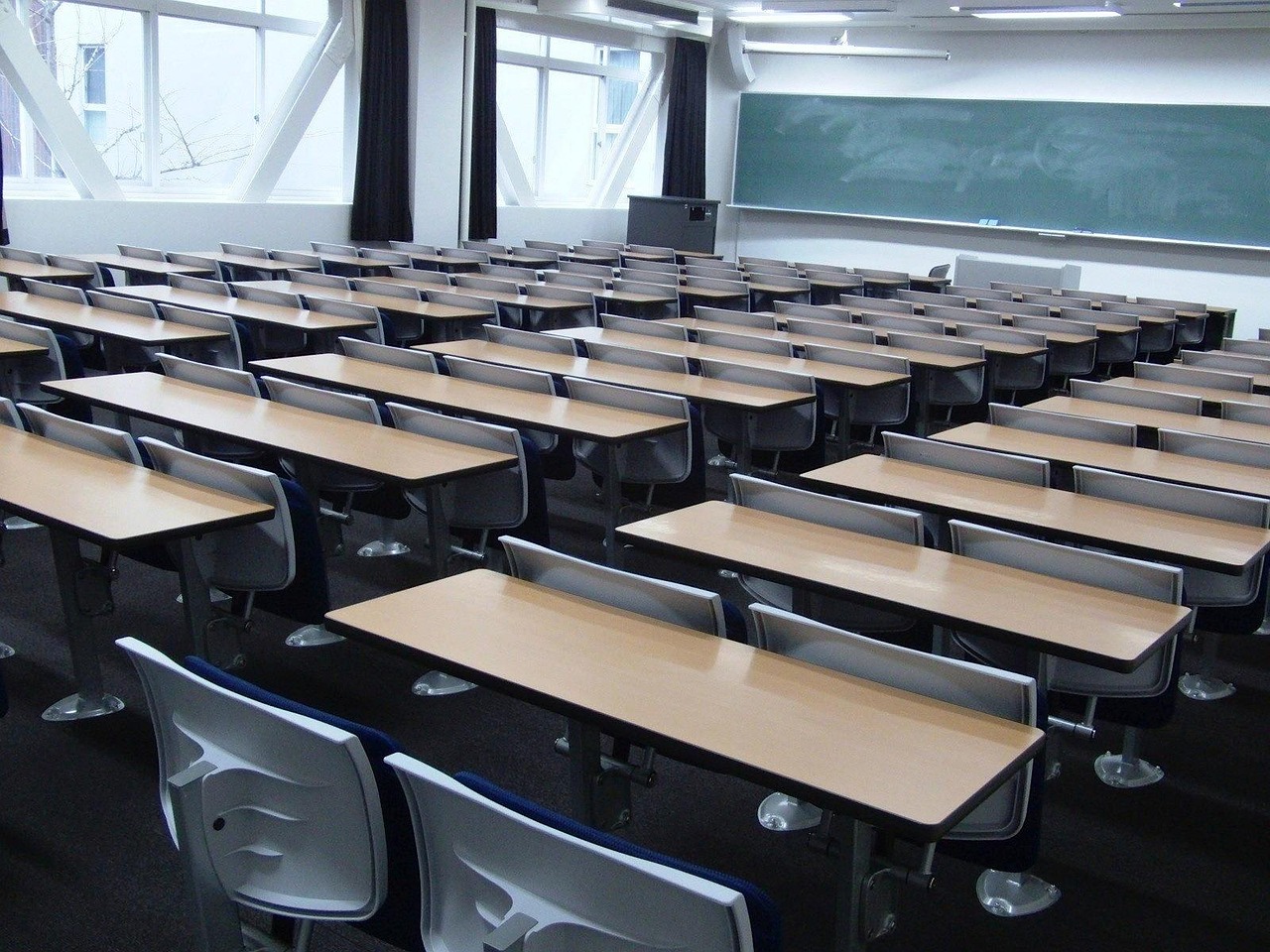 留学申请资料核验场景
